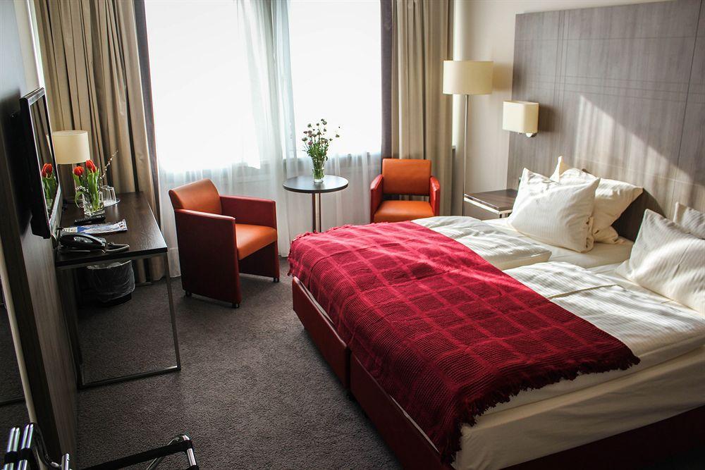 City Hotel Duesseldorf Exterior photo