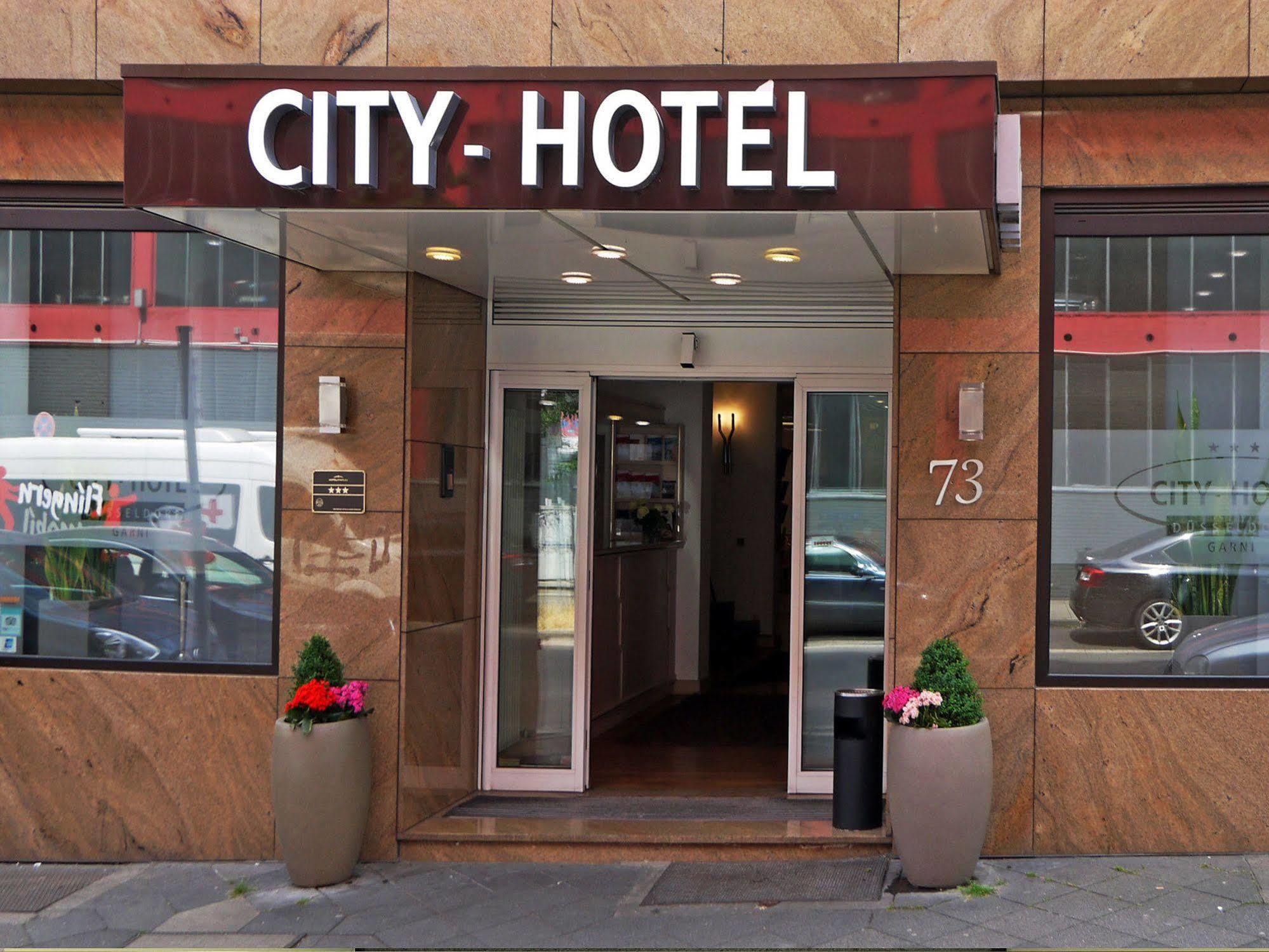City Hotel Duesseldorf Exterior photo